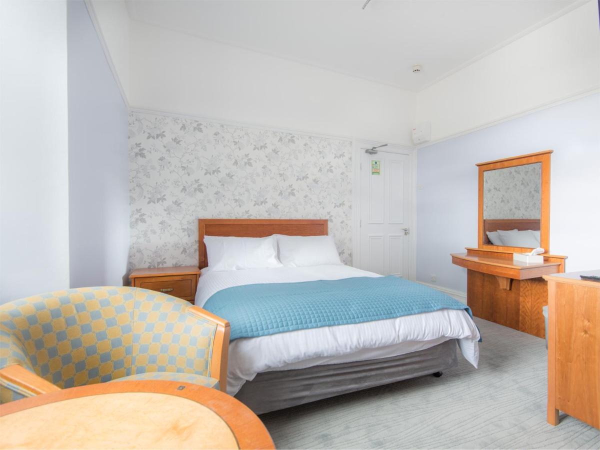 קמייס ביי Gwesty Gadlys Hotel מראה חיצוני תמונה